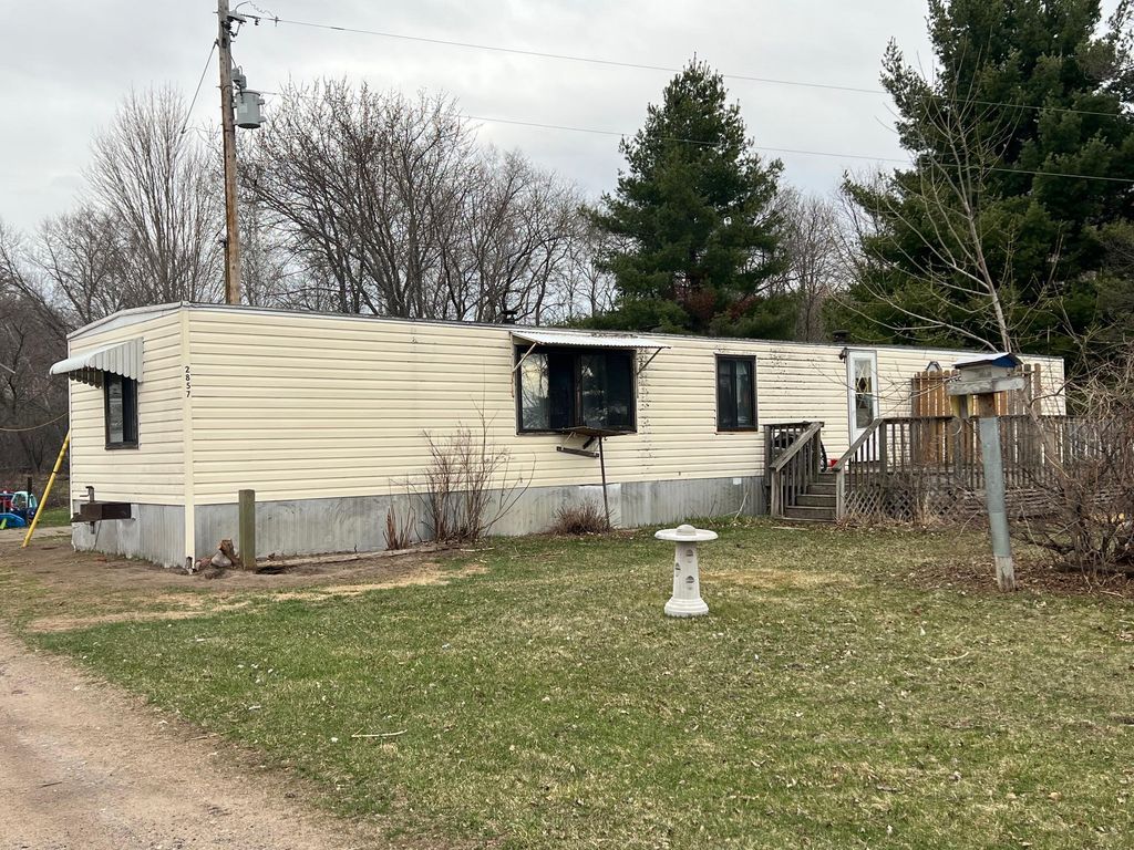 Photo of 2857 405th Avenue NE, Braham, MN 55006 (MLS # 7055102)