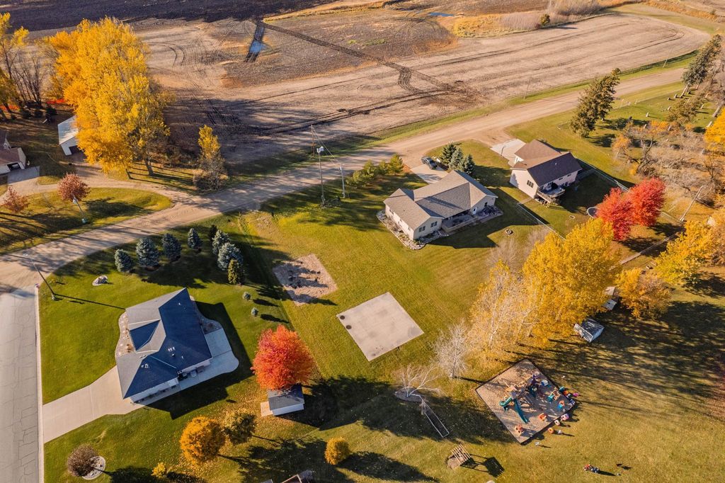 Photo of 505 W 8th Avenue, Osakis, MN 56360 (MLS # 6812858)