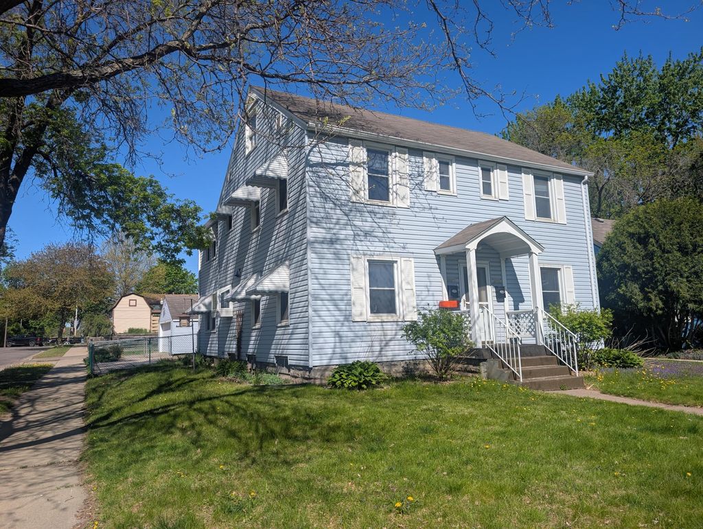 Photo of 1049 Gorman Avenue, West Saint Paul, MN 55118 (MLS # 7074986)