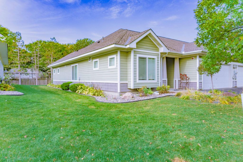 Photo of 1464 Ravoux Lane, Chaska, MN 55318 (MLS # 7062097)