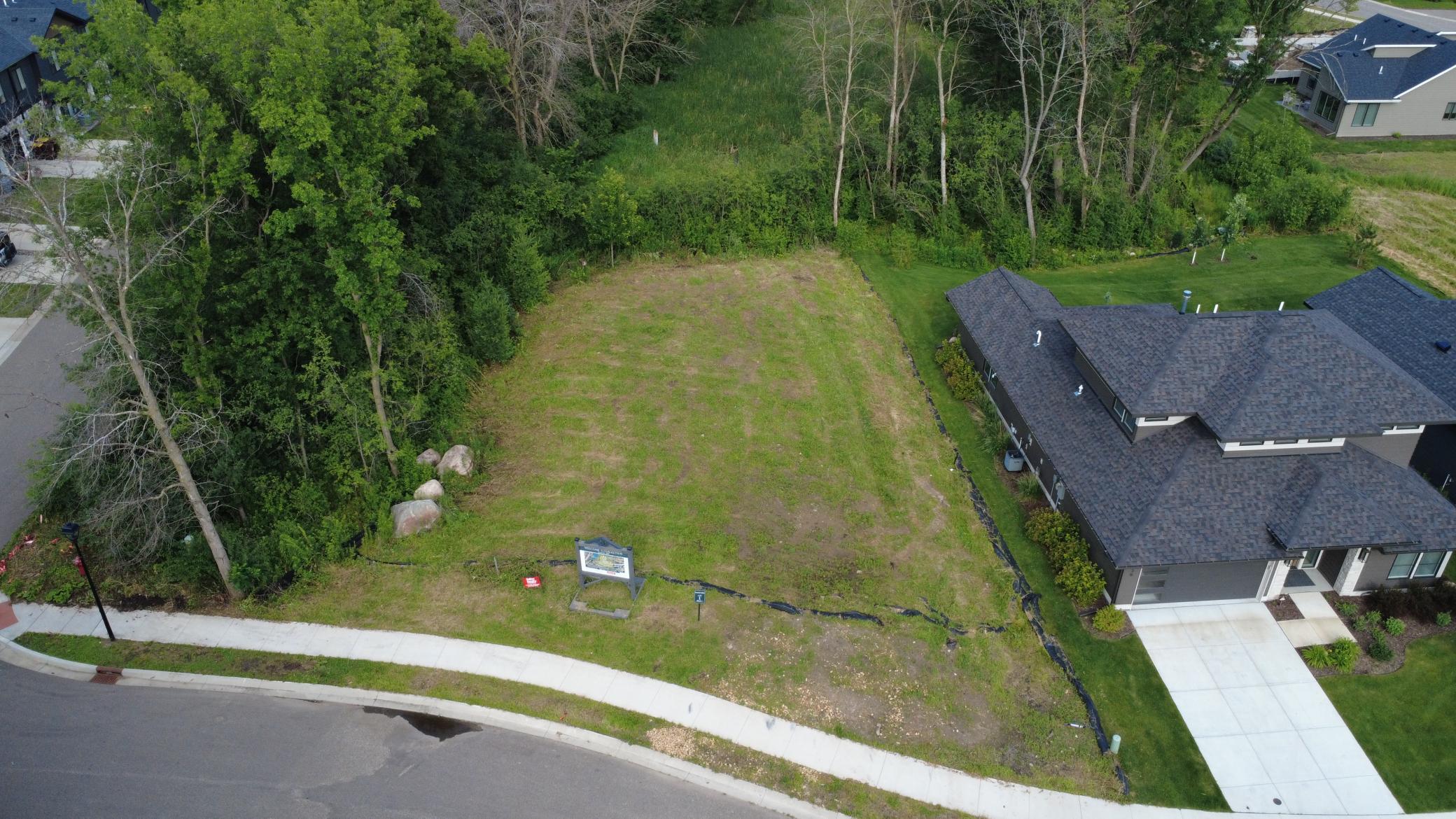 14633 Virginia Avenue S