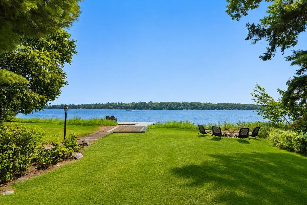 1137 Schaefers Point Road