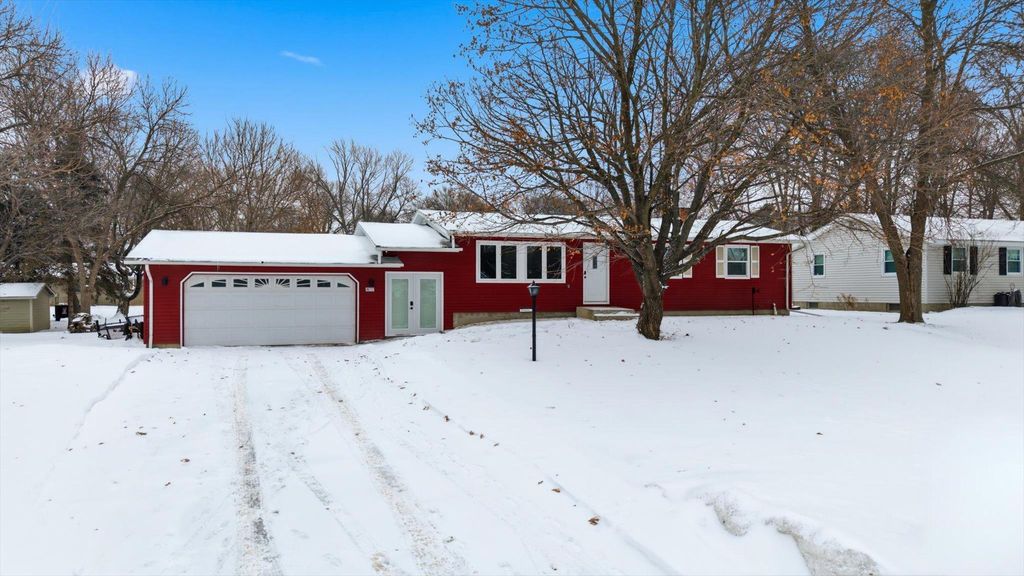 Photo of 6631 Elmwood Drive, Rockford, MN 55373 (MLS # 7004406)