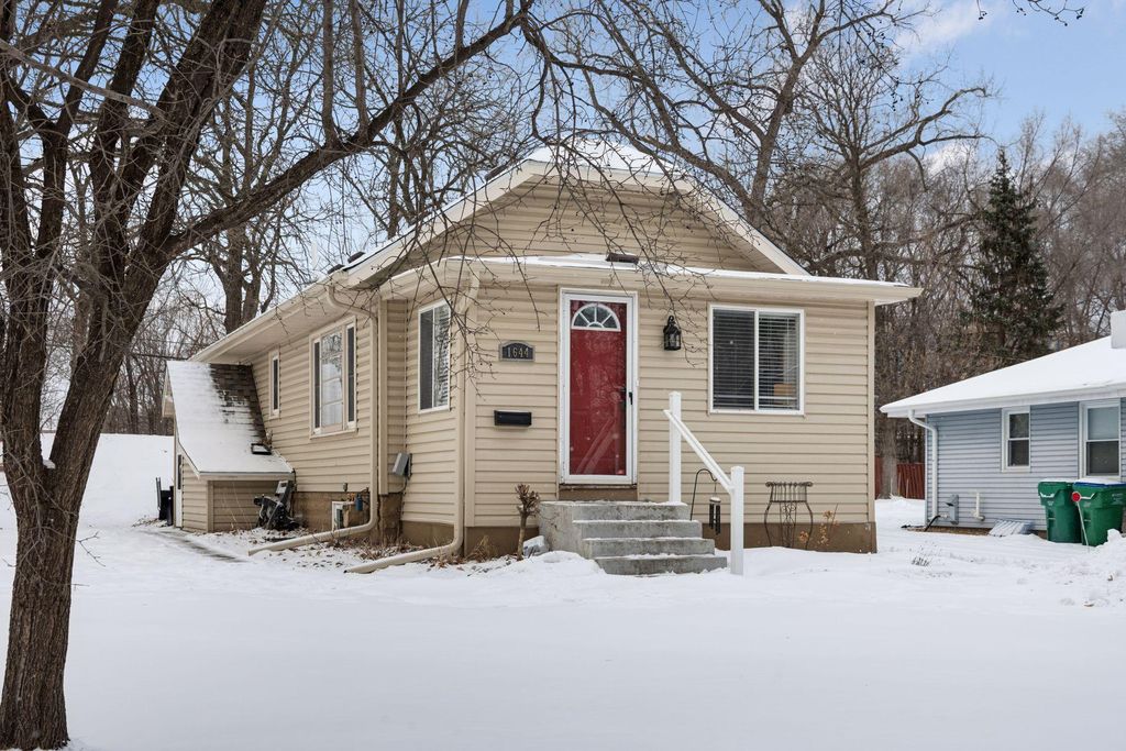 Photo of 1644 Princeton Avenue, Saint Louis Park, MN 55416 (MLS # 7018786)