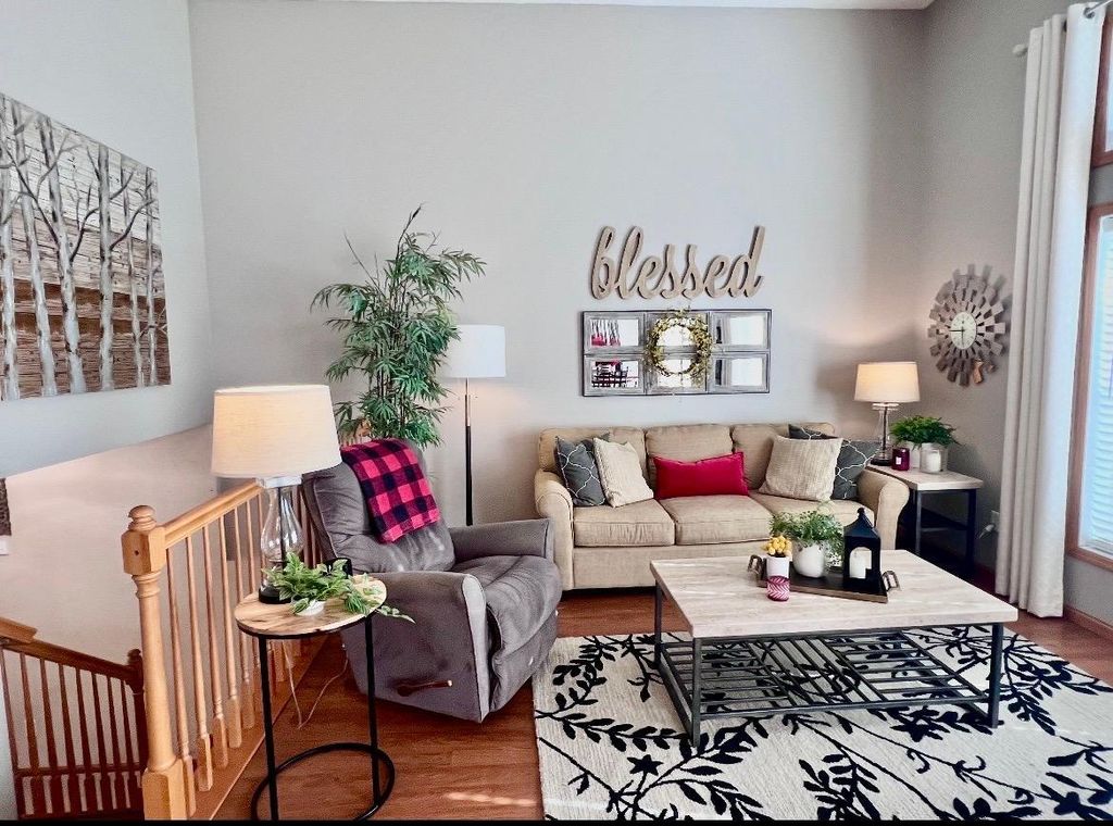 Photo of 2186 Woodcrest Drive, Woodbury, MN 55129 (MLS # 7087564)
