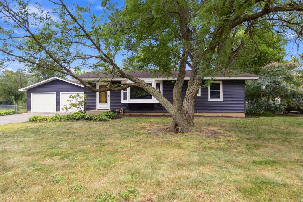 Photo of 6717 Dutton Avenue, Brooklyn Park, MN 55428 (MLS # 7127662)