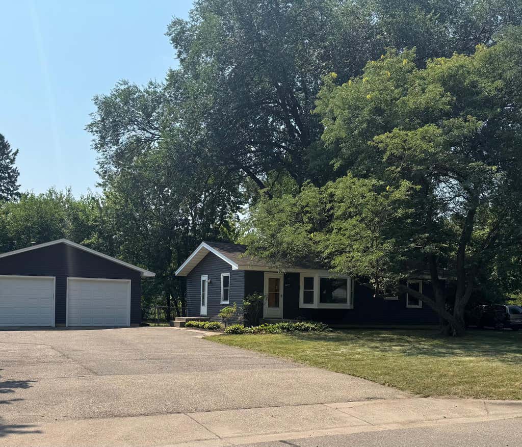 Photo of 6717 Dutton Avenue, Brooklyn Park, MN 55428 (MLS # 7127662)