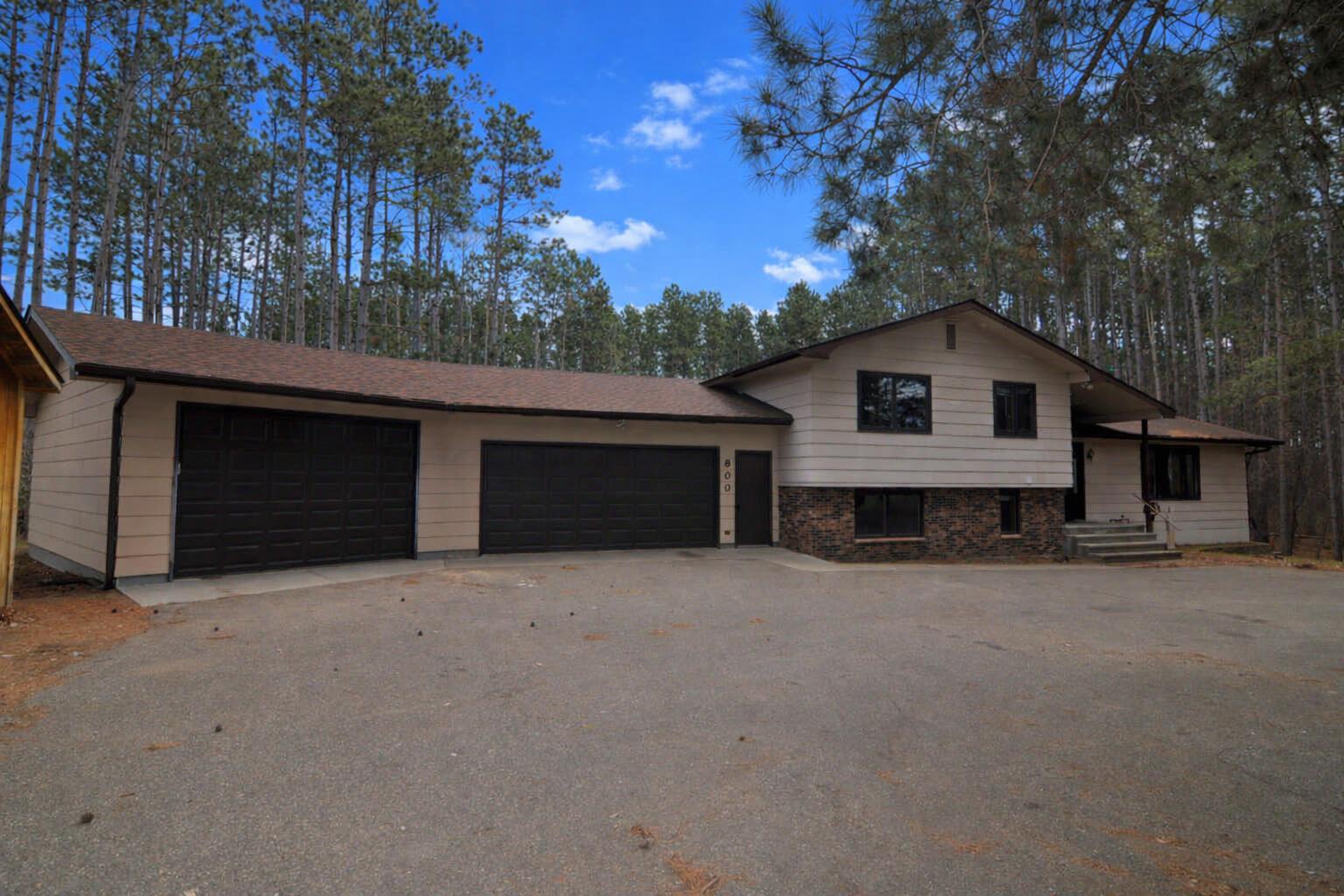 800 Forest Avenue