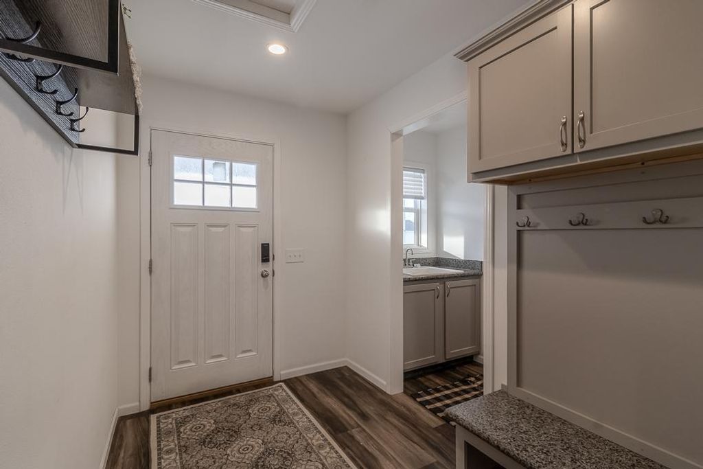 Photo of 2015 Essler Drive, Saint Peter, MN 56082 (MLS # 7000946)