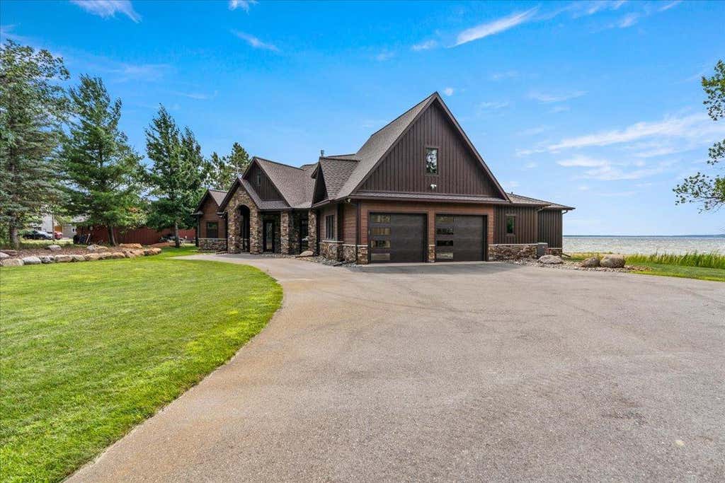 Photo of 12583 N Pelican Lane, Merrifield, MN 56465 (MLS # 7117751)