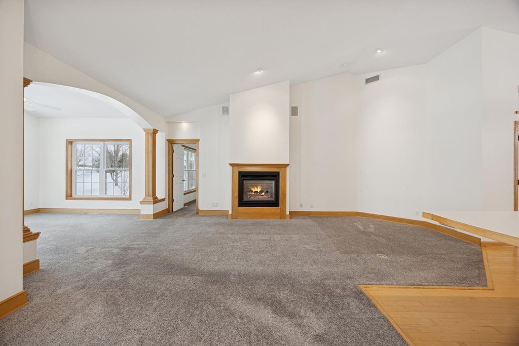 Photo of 519 Holly Lane N, Oakdale, MN 55128 (MLS # 6826354)