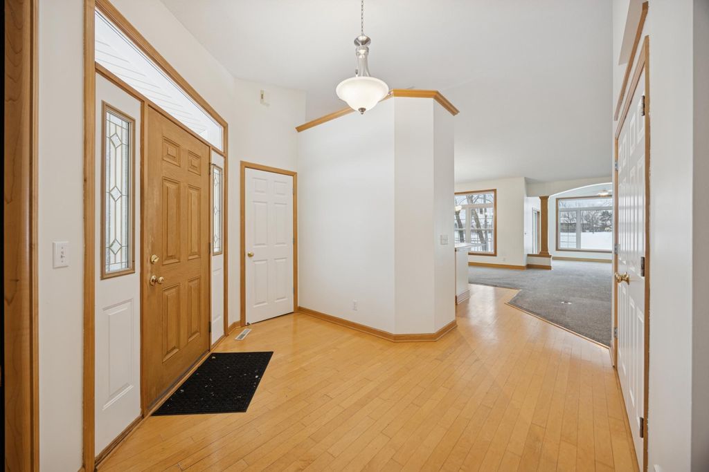 Photo of 519 Holly Lane N, Oakdale, MN 55128 (MLS # 6826354)