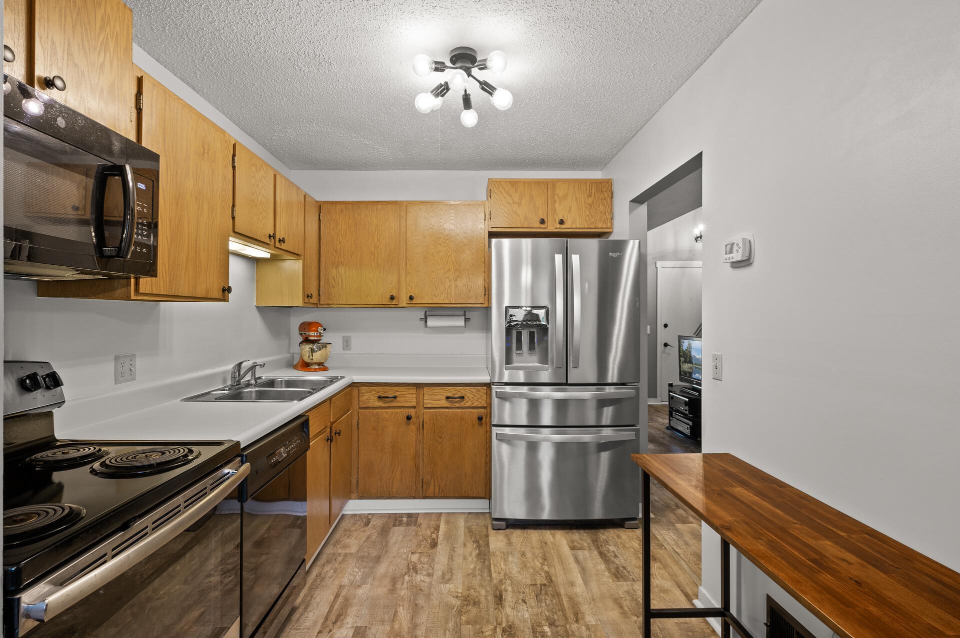 4464 Mccoll Drive