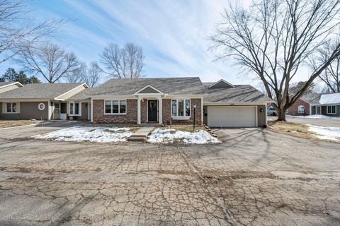 Photo of 1024 Fox Run Road, Waconia, MN 55387 (MLS # 7024933)