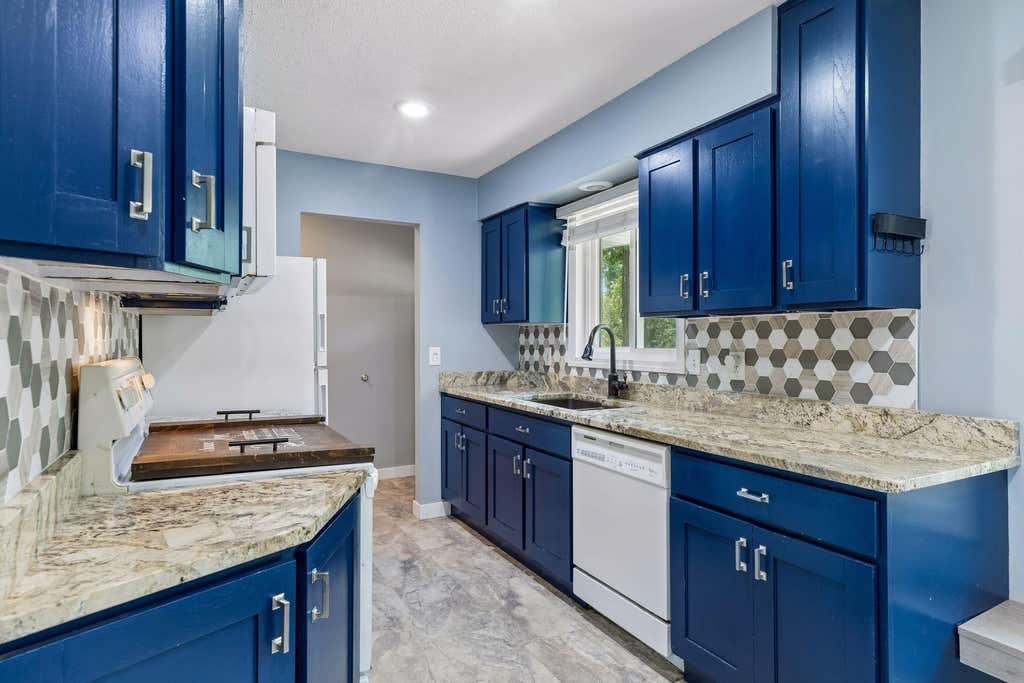 Photo of 8351 Innsdale Avenue S, Cottage Grove, MN 55016 (MLS # 7119564)