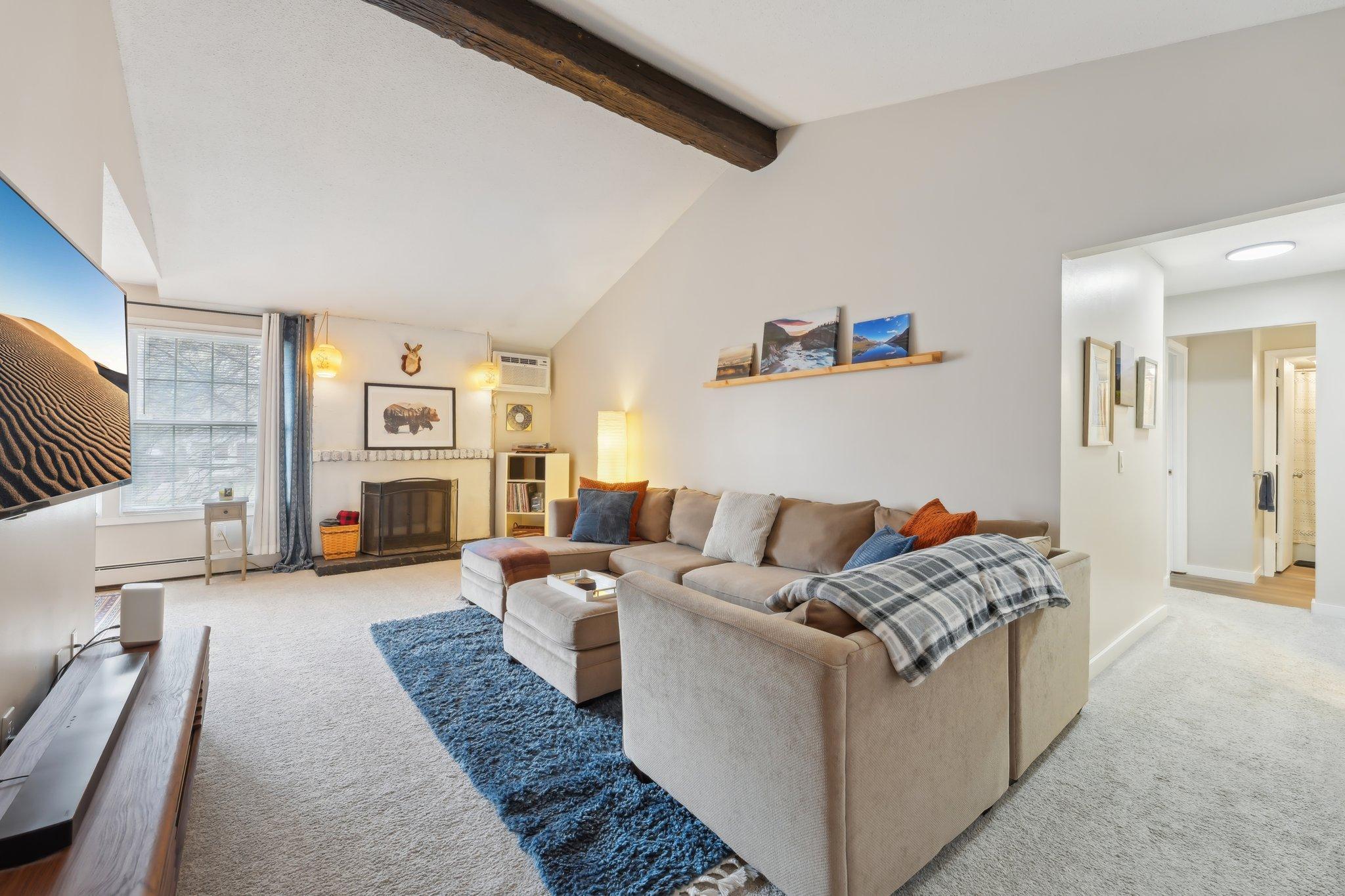 4654 Cedar Lake Road S 6