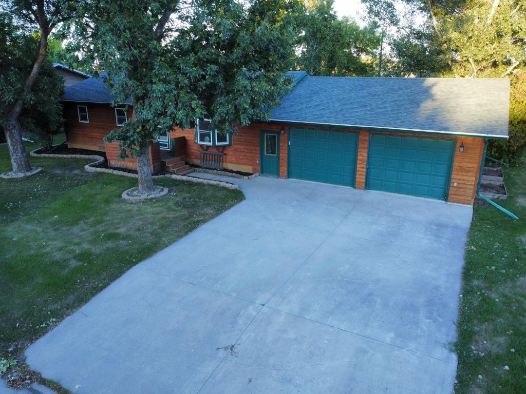 Photo of 504 E Franklin Avenue, Kennedy, MN 56733 (MLS # 7143156)