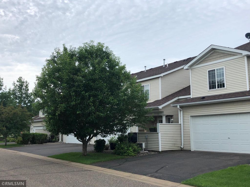Photo of 1902 Aster, Hudson, WI 54016 (MLS # 7047977)