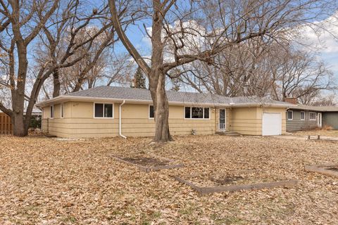3011 Asbury Street Roseville MN 55113