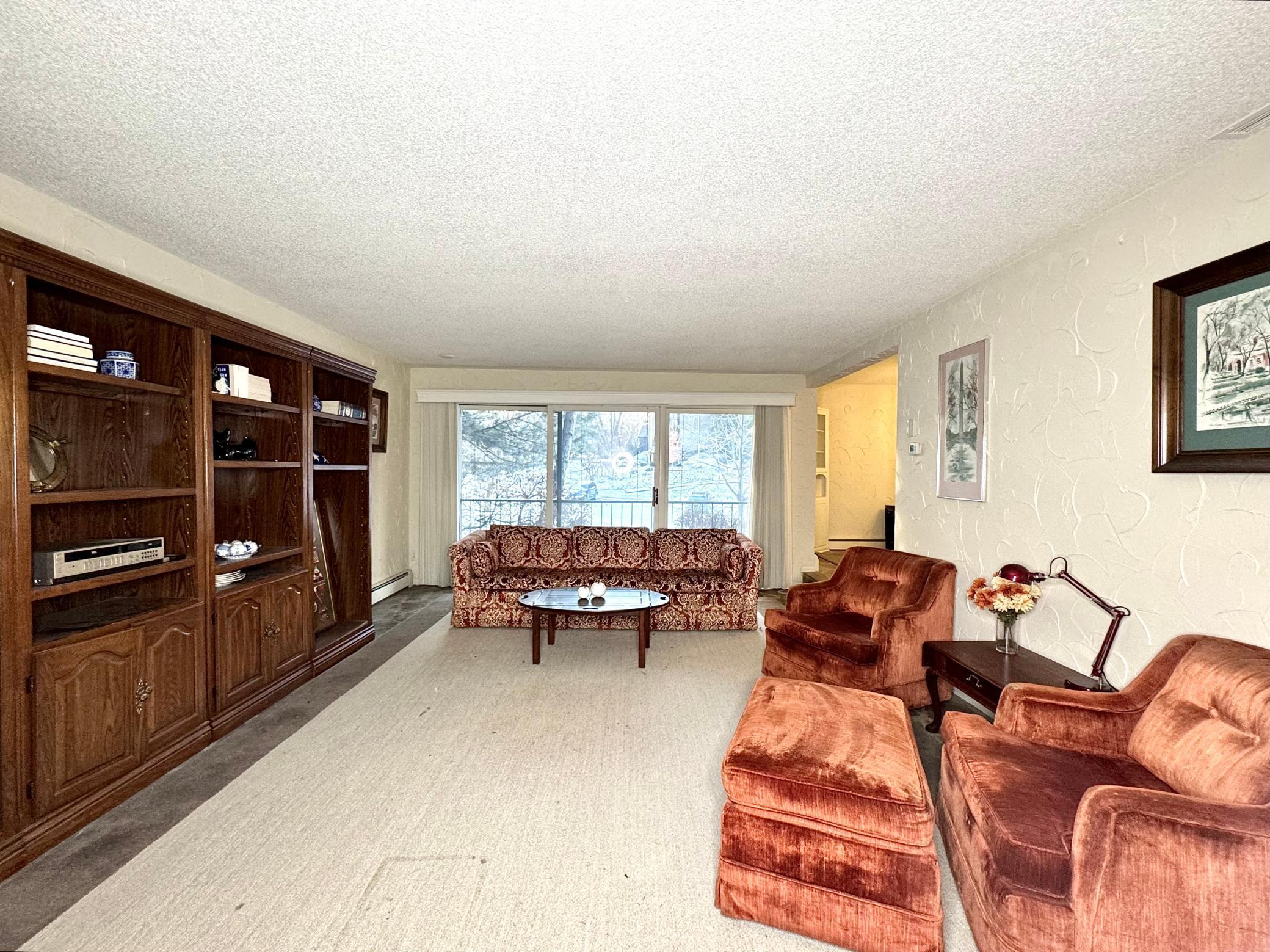 6115 Lincoln Drive 154