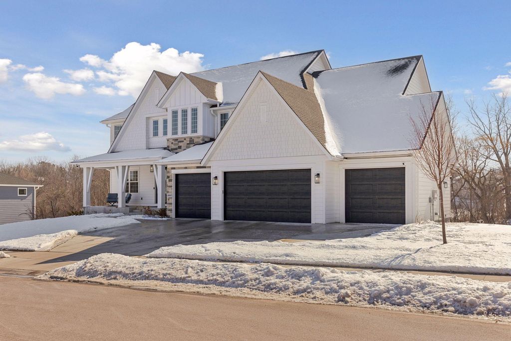 Photo of 16865 46th Avenue N, Plymouth, MN 55446 (MLS # 7054318)