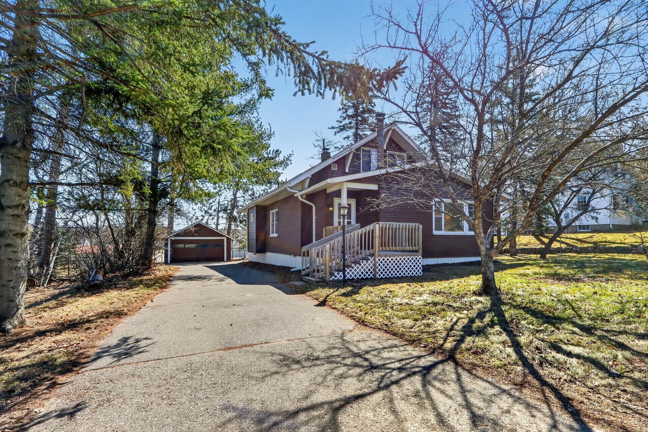 116 S Pokegama Avenue