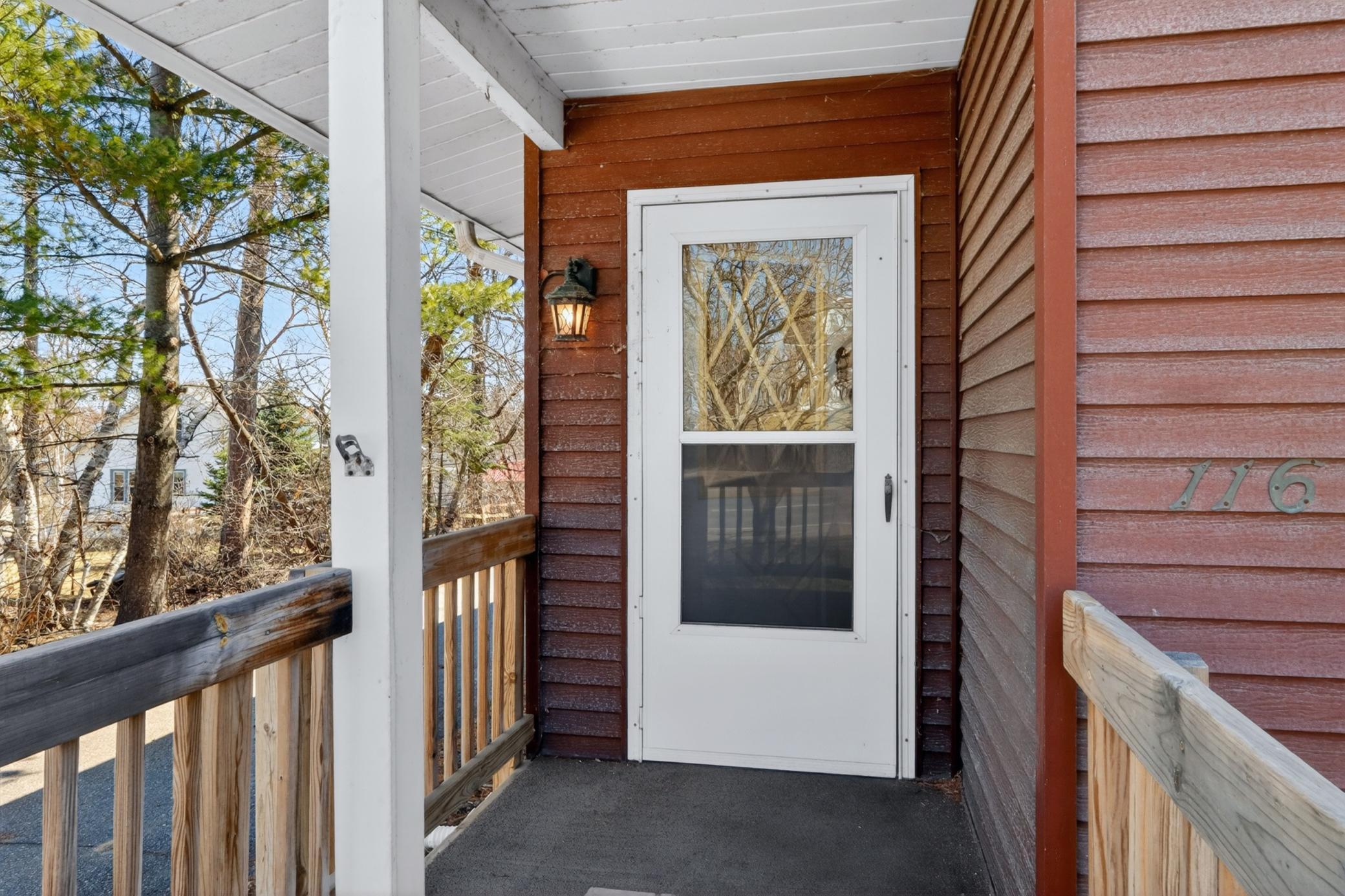 116 S Pokegama Avenue