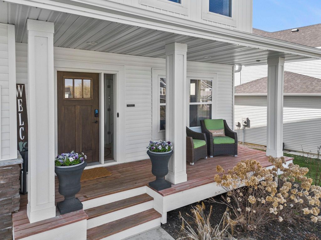 Photo of 20391 Greengate Court, Lakeville, MN 55044 (MLS # 7116198)