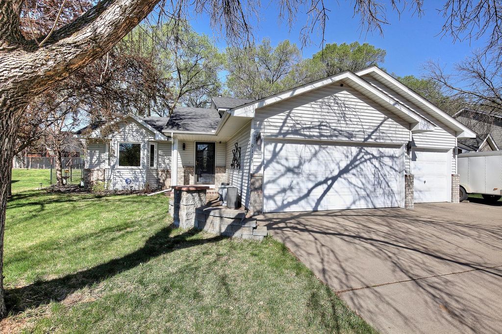 Photo of 9113 Colorado Avenue N, Brooklyn Park, MN 55443 (MLS # 7054507)