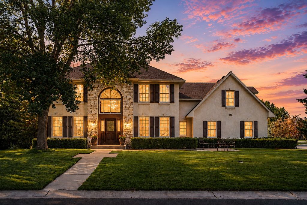 Photo of 3865 N Ridge Drive, Eagan, MN 55123 (MLS # 6770627)