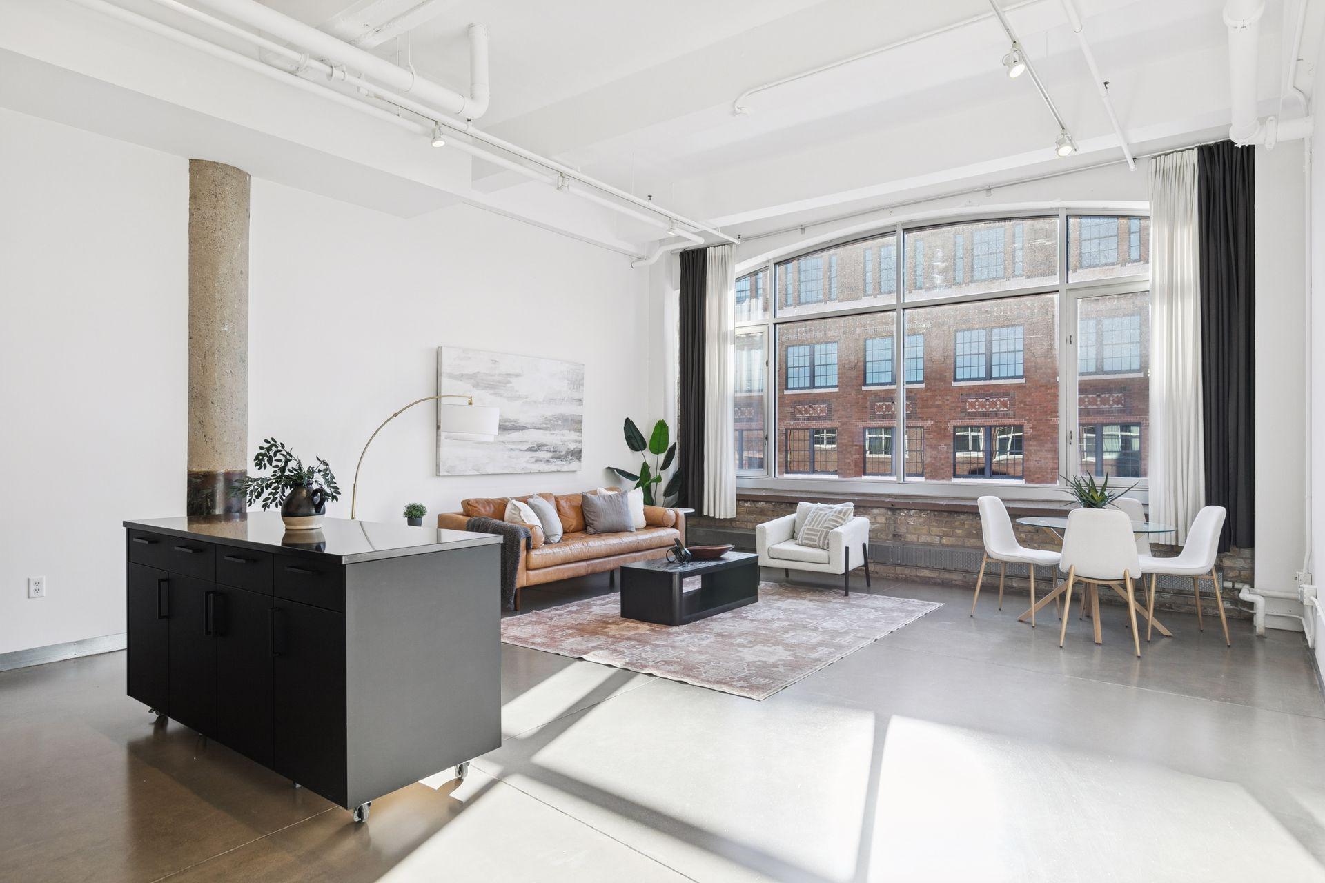 700 Washington Avenue N 627