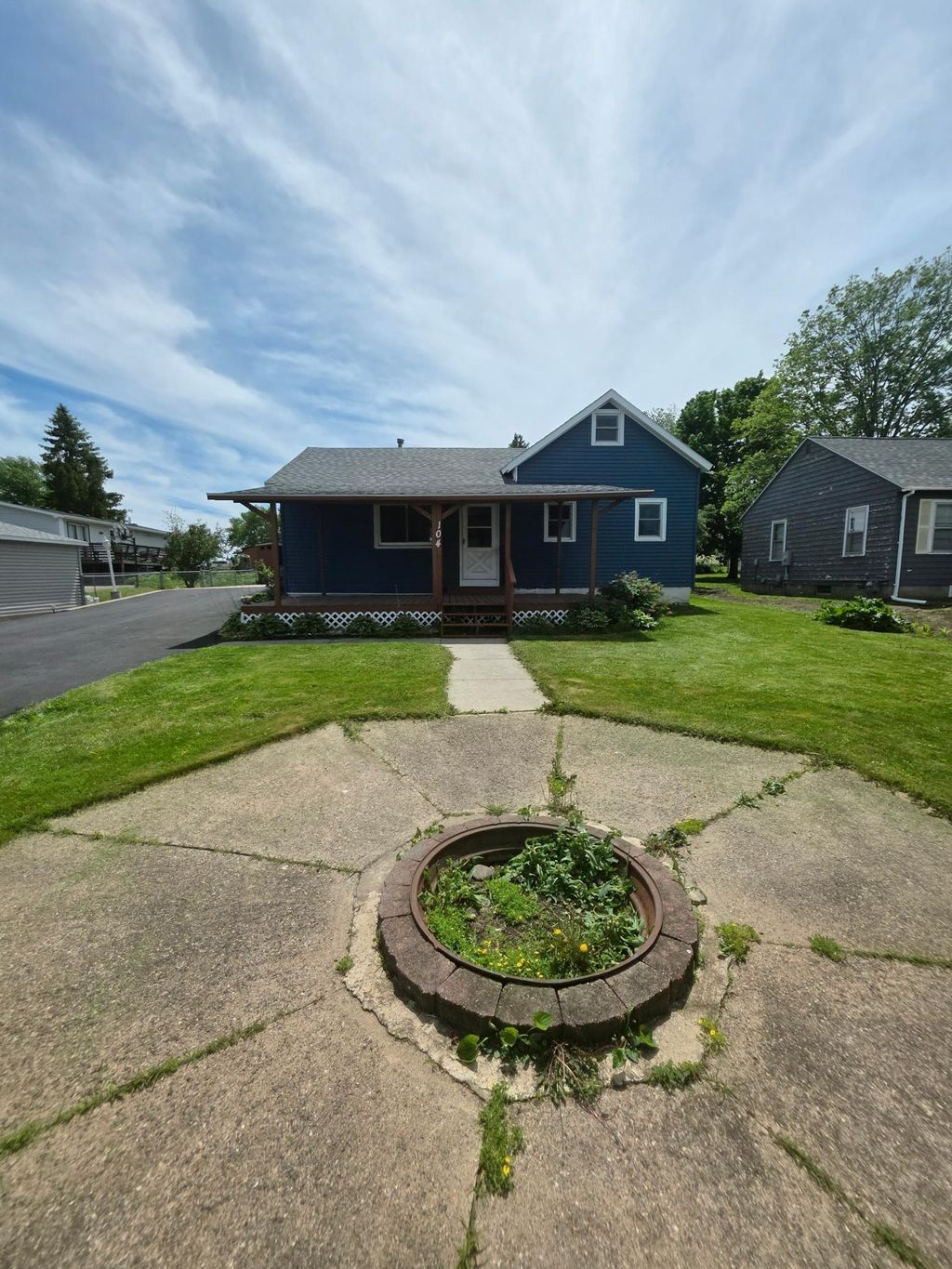 Photo of 104 5th Street SW, Kasson, MN 55944 (MLS # 7080092)