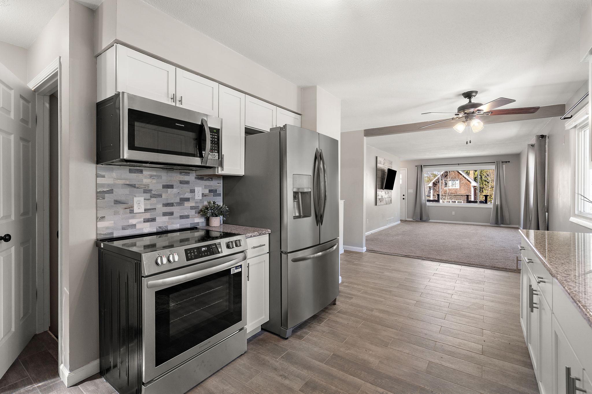 264 Curtice Street W