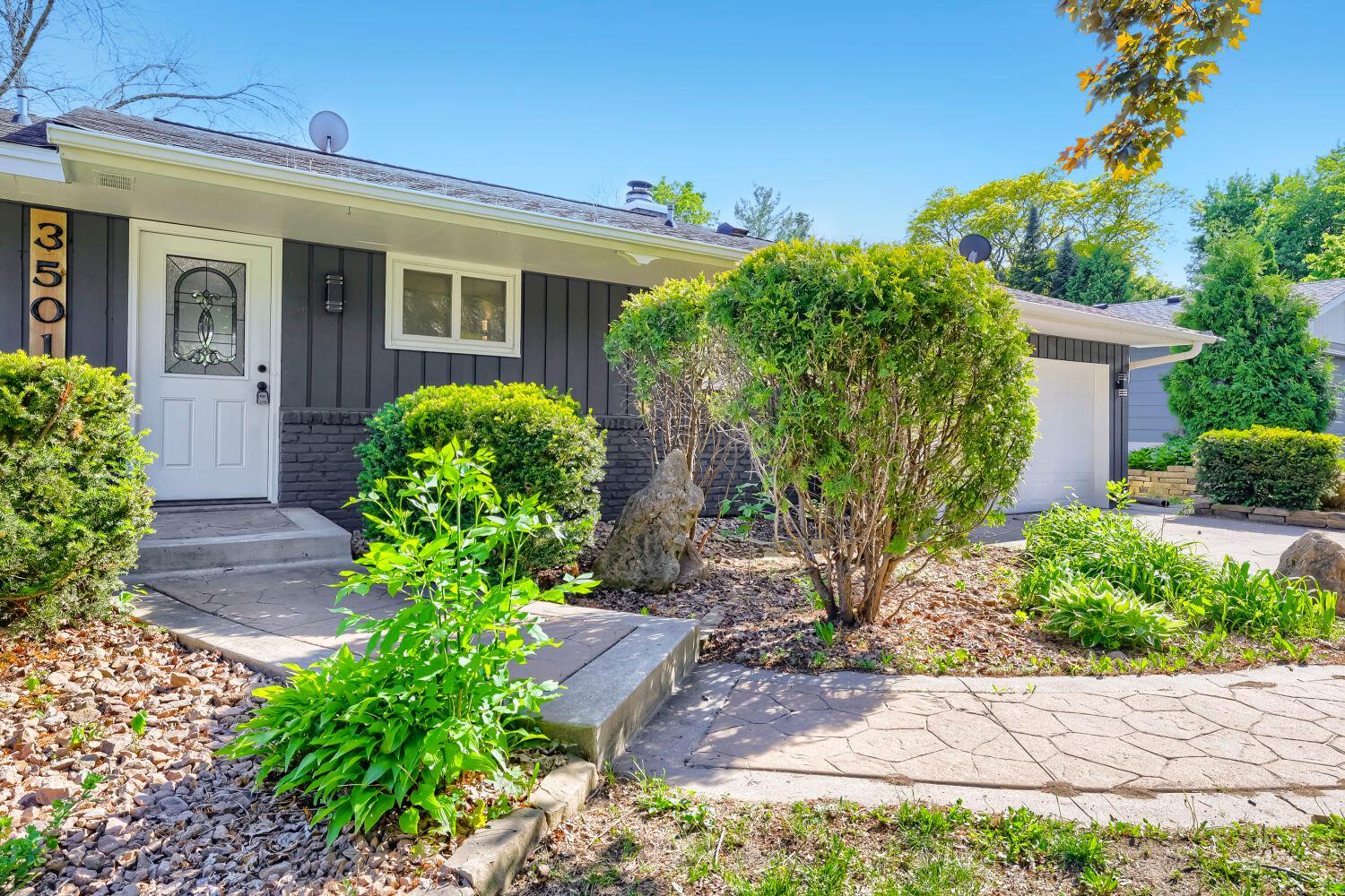 3501 W 103rd Street