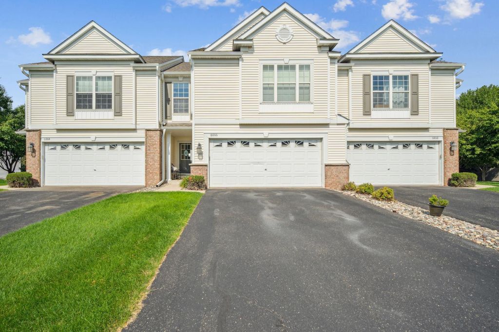 Photo of 6866 Christian Curve, Woodbury, MN 55125 (MLS # 7008086)