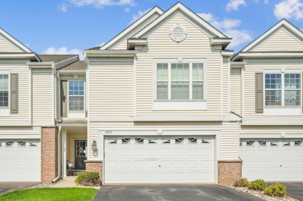 Photo of 6866 Christian Curve, Woodbury, MN 55125 (MLS # 7008086)