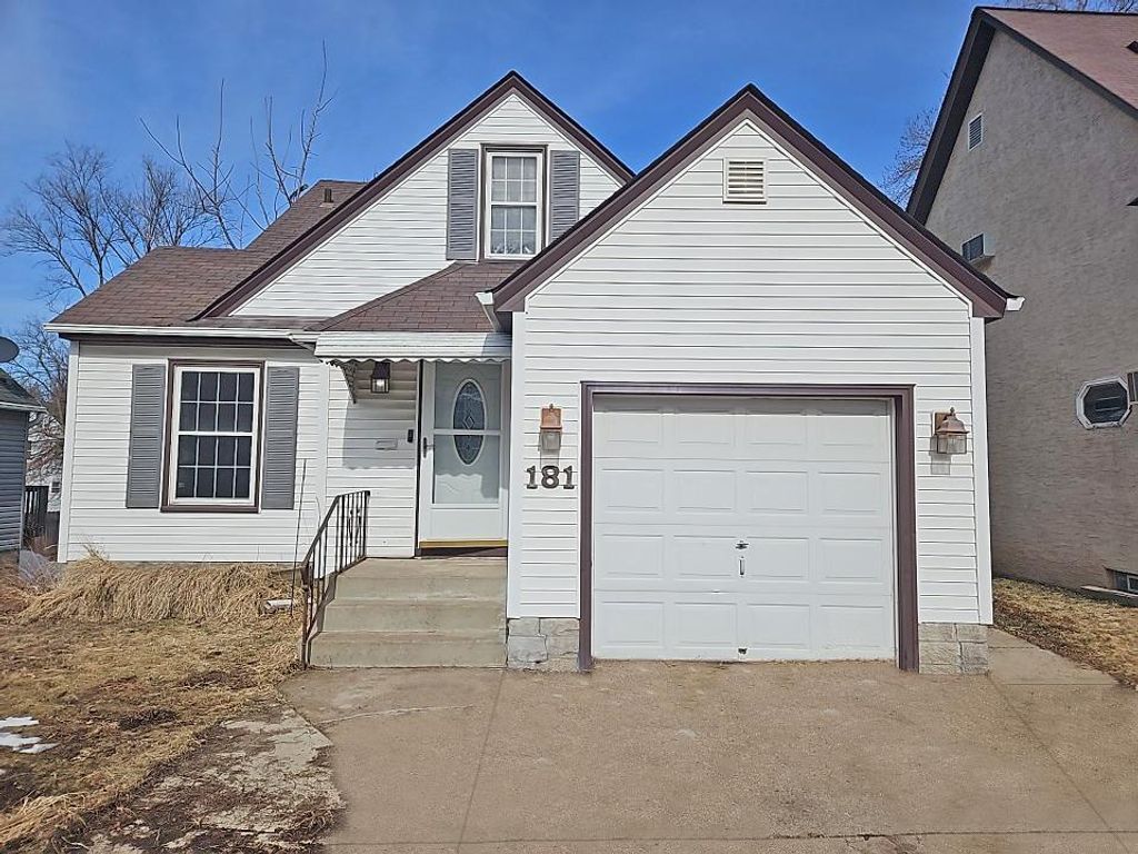 Photo of 181 Annapolis Street E, Saint Paul, MN 55118 (MLS # 7028214)