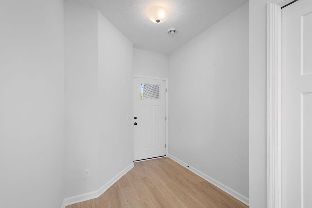 Photo of 1536 Trellis Lane, West Saint Paul, MN 55118 (MLS # 6824919)