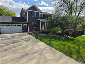 Photo of 210 10th Street SE, New Prague, MN 56071 (MLS # 7157018)