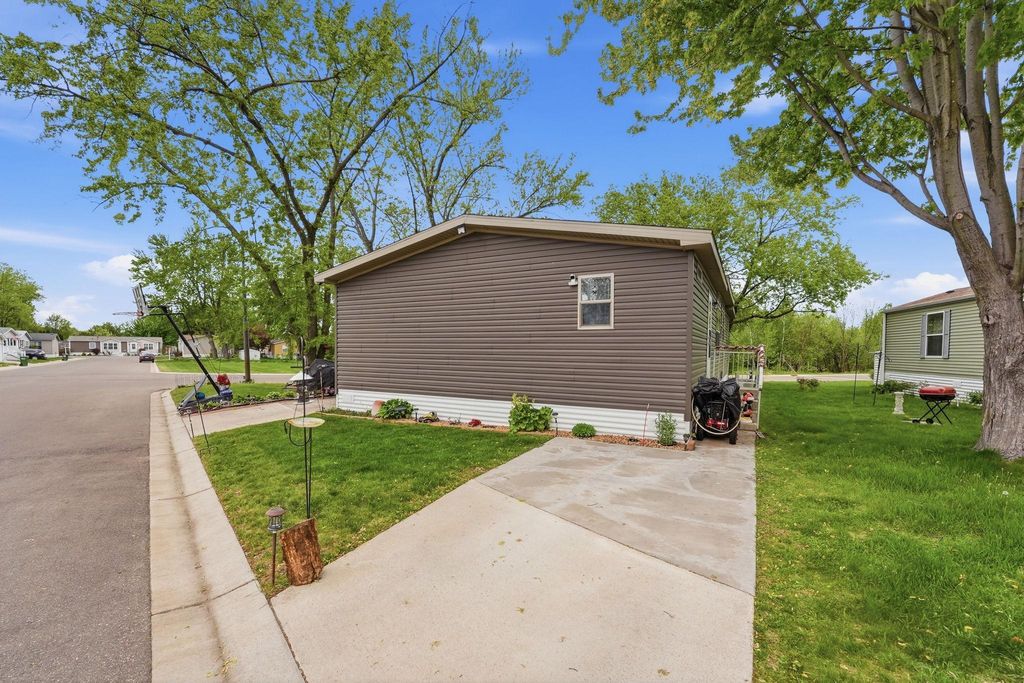 Photo of 10488 Pierce Street NE, Blaine, MN 55434 (MLS # 7067898)