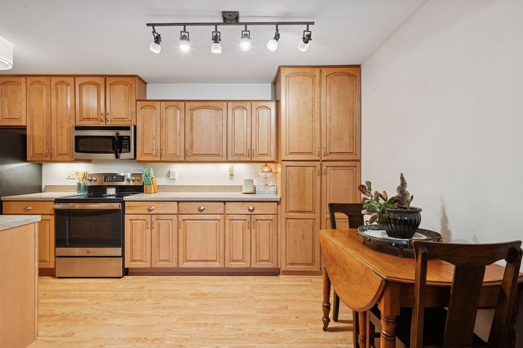 Photo of 4350 Brookside Court #108, Edina, MN 55436 (MLS # 6822217)