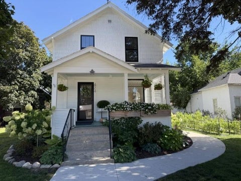 Photo of 424 N Sibley Avenue, Litchfield, MN 55355 (MLS # 7144307)