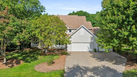 2041 Royale Drive Eagan MN 55122