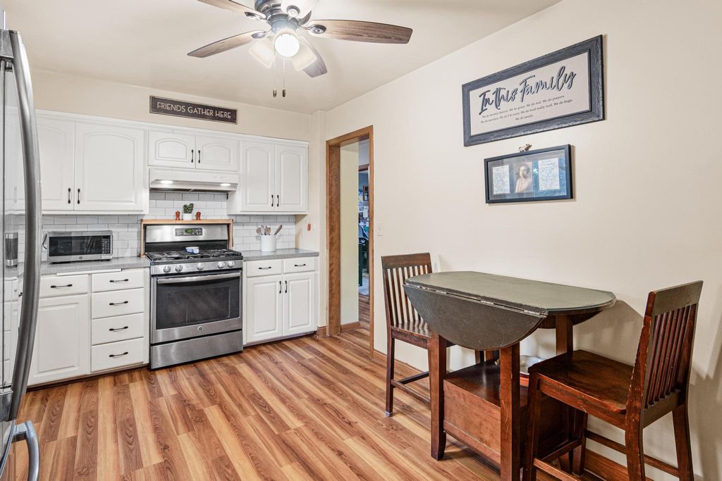 Photo of 1190 Sextant Avenue W, Roseville, MN 55113 (MLS # 6812713)