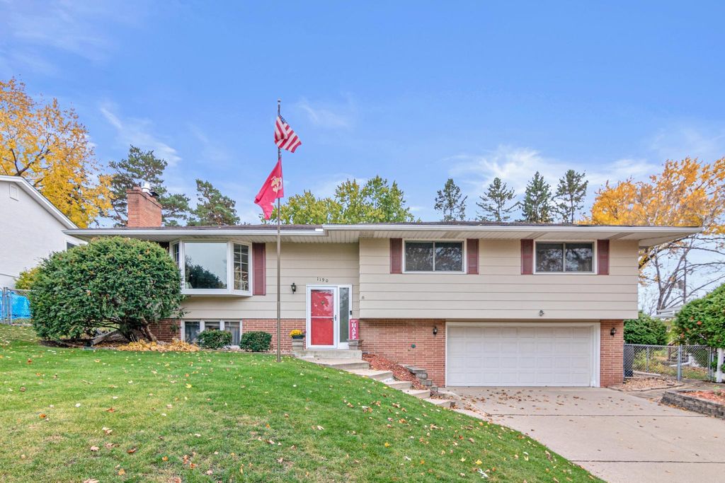 Photo of 1190 Sextant Avenue W, Roseville, MN 55113 (MLS # 6812713)