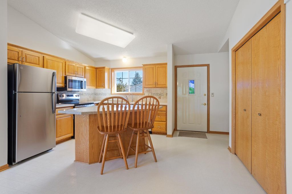 Photo of 745 Sterling Court, Mahtomedi, MN 55115 (MLS # 7007541)