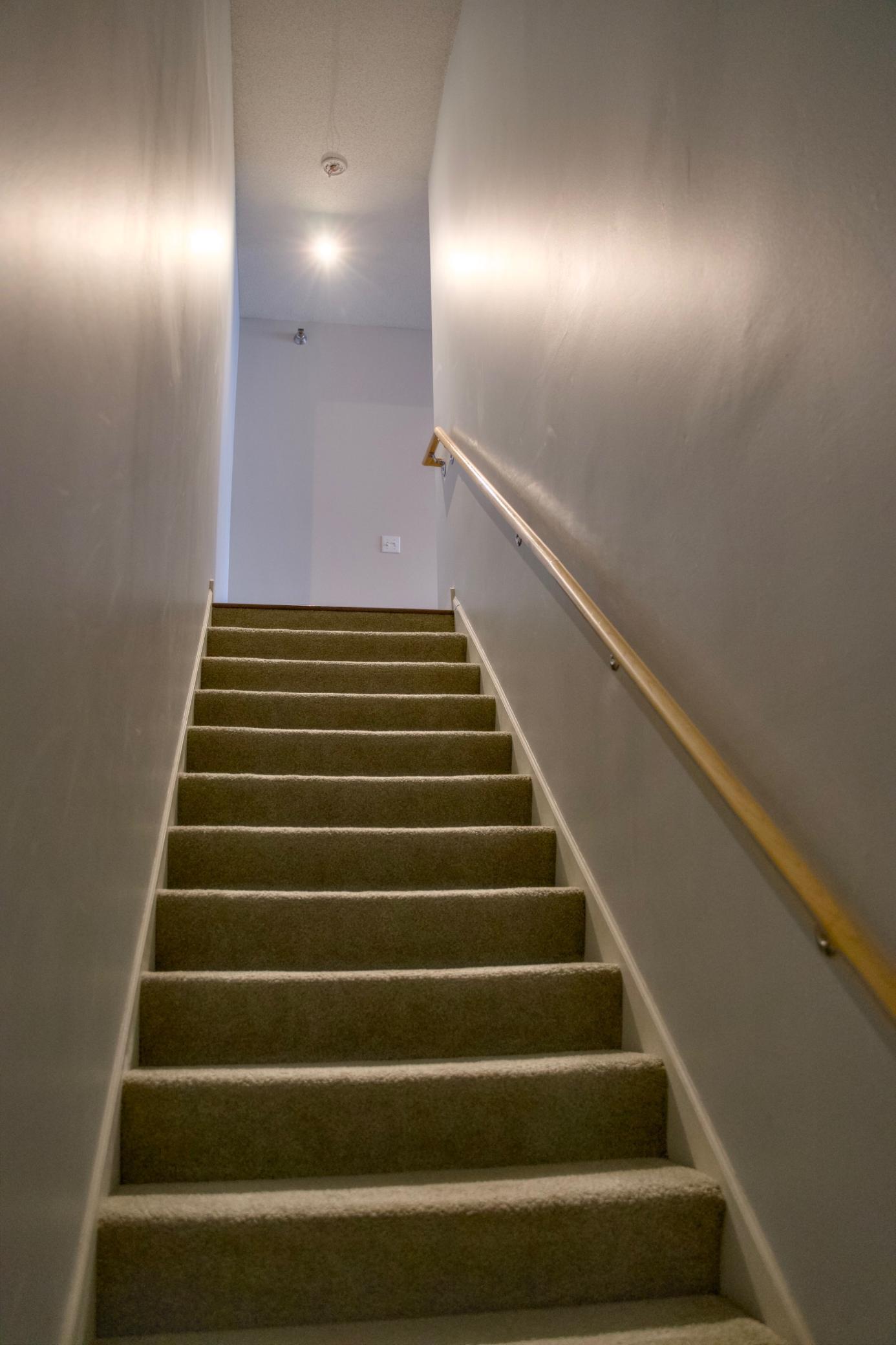 445 Wacouta Street 201