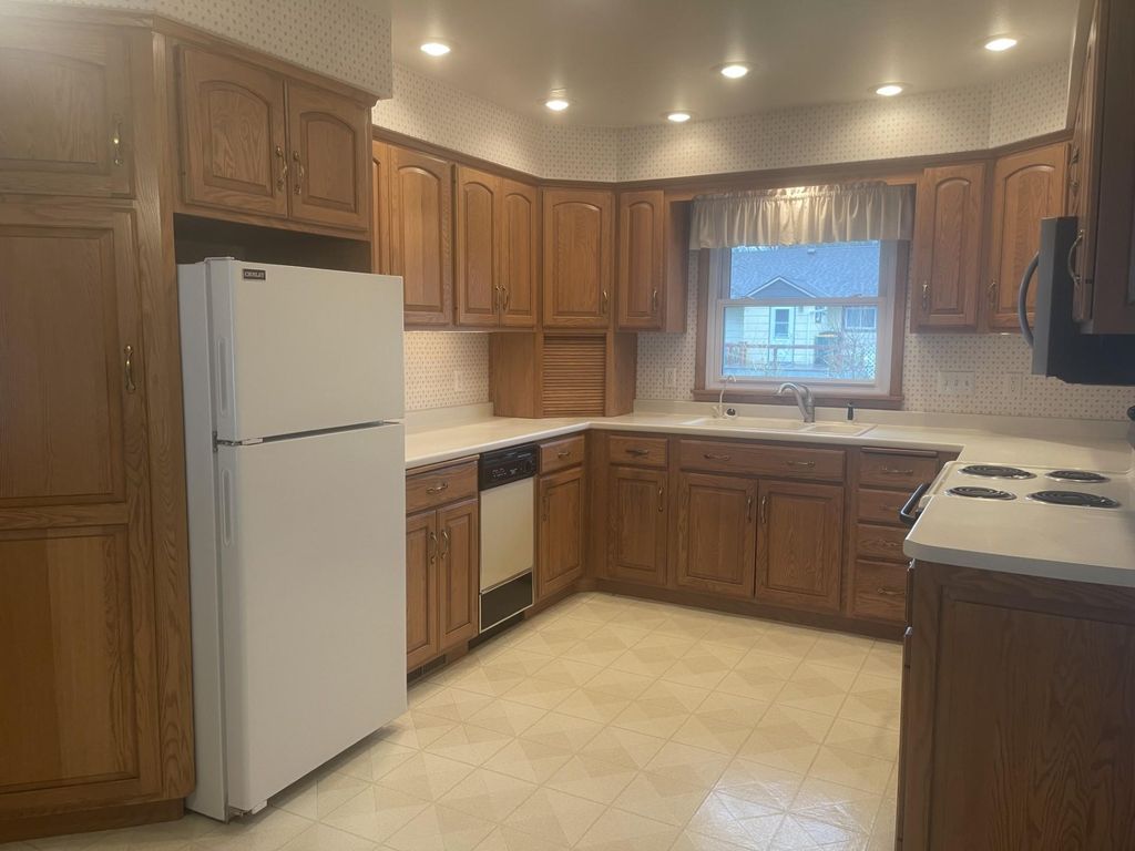 Photo of 775 2nd Street E, Tracy, MN 56175 (MLS # 7072670)