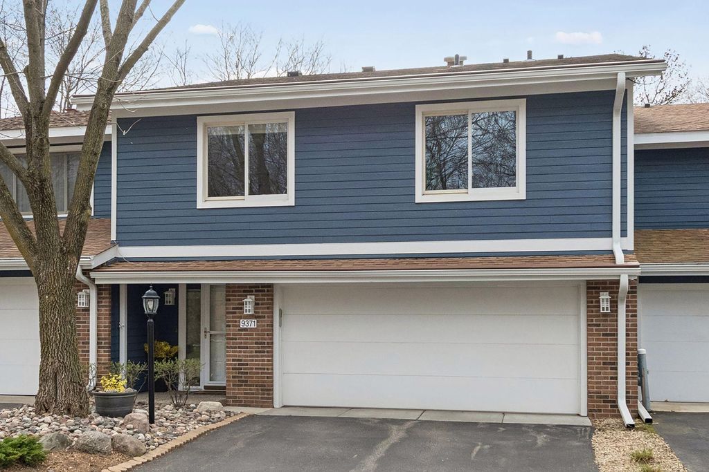 Photo of 9371 Nesbitt Road, Bloomington, MN 55437 (MLS # 7053811)