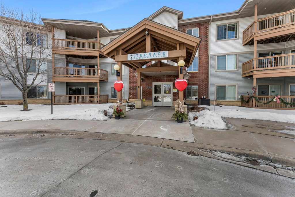 Photo of 2155 6th Lane SE #208, Cambridge, MN 55008 (MLS # 7018731)
